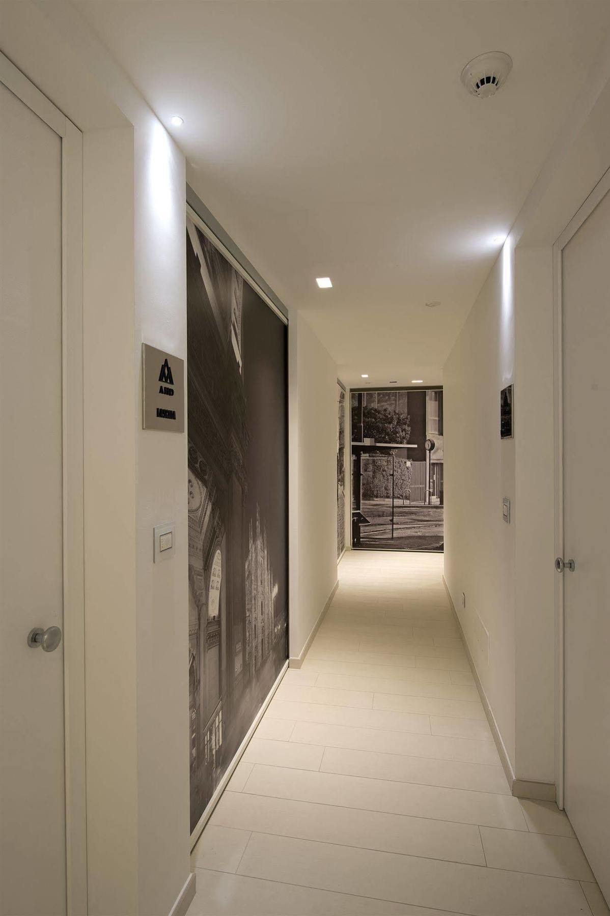 Aparthotel Duomo Milão Exterior foto